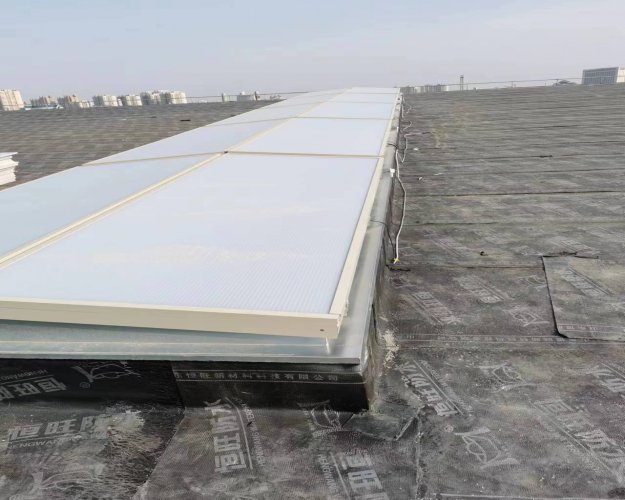 屋頂采光排煙天窗